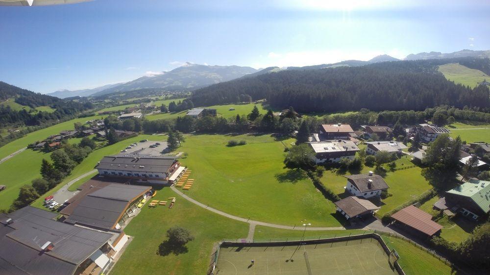 Hôtel Alpenhof à Kirchberg en Tyrol Extérieur photo