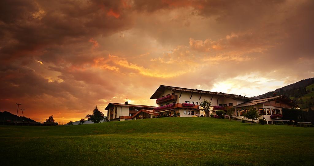 Hôtel Alpenhof à Kirchberg en Tyrol Extérieur photo