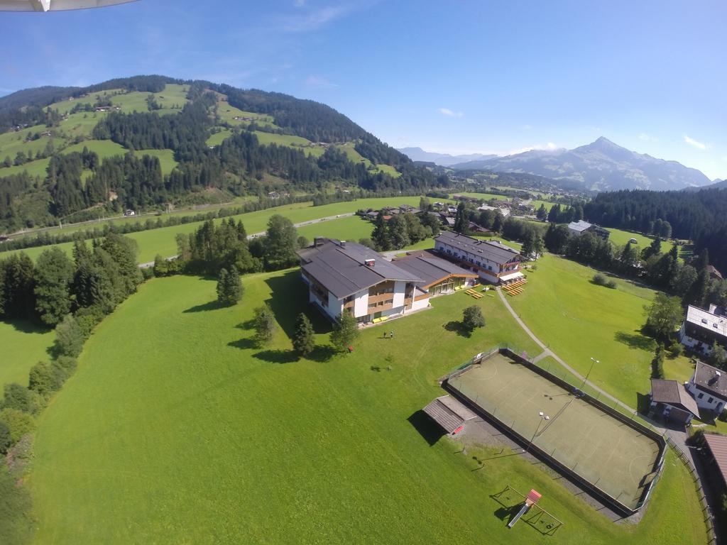 Hôtel Alpenhof à Kirchberg en Tyrol Extérieur photo